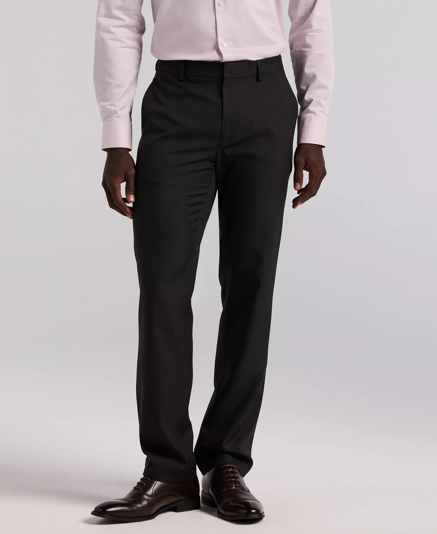 Perry Ellis Portfolio Modern Fit Stretch Solid Resolution Pants (Black Check Pattern)